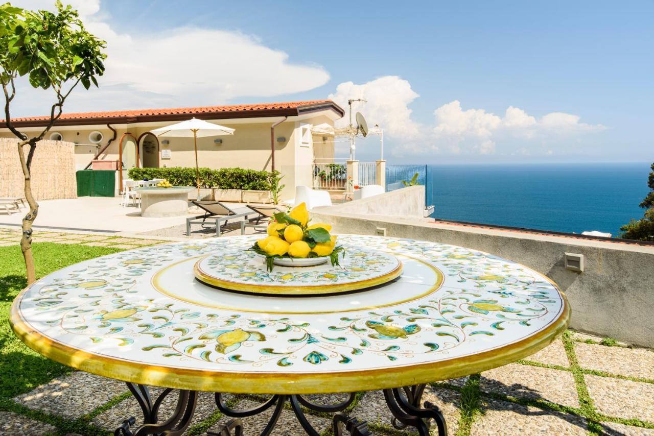 Bed & Breakfast Residenza Al Pesce D'oro 2*